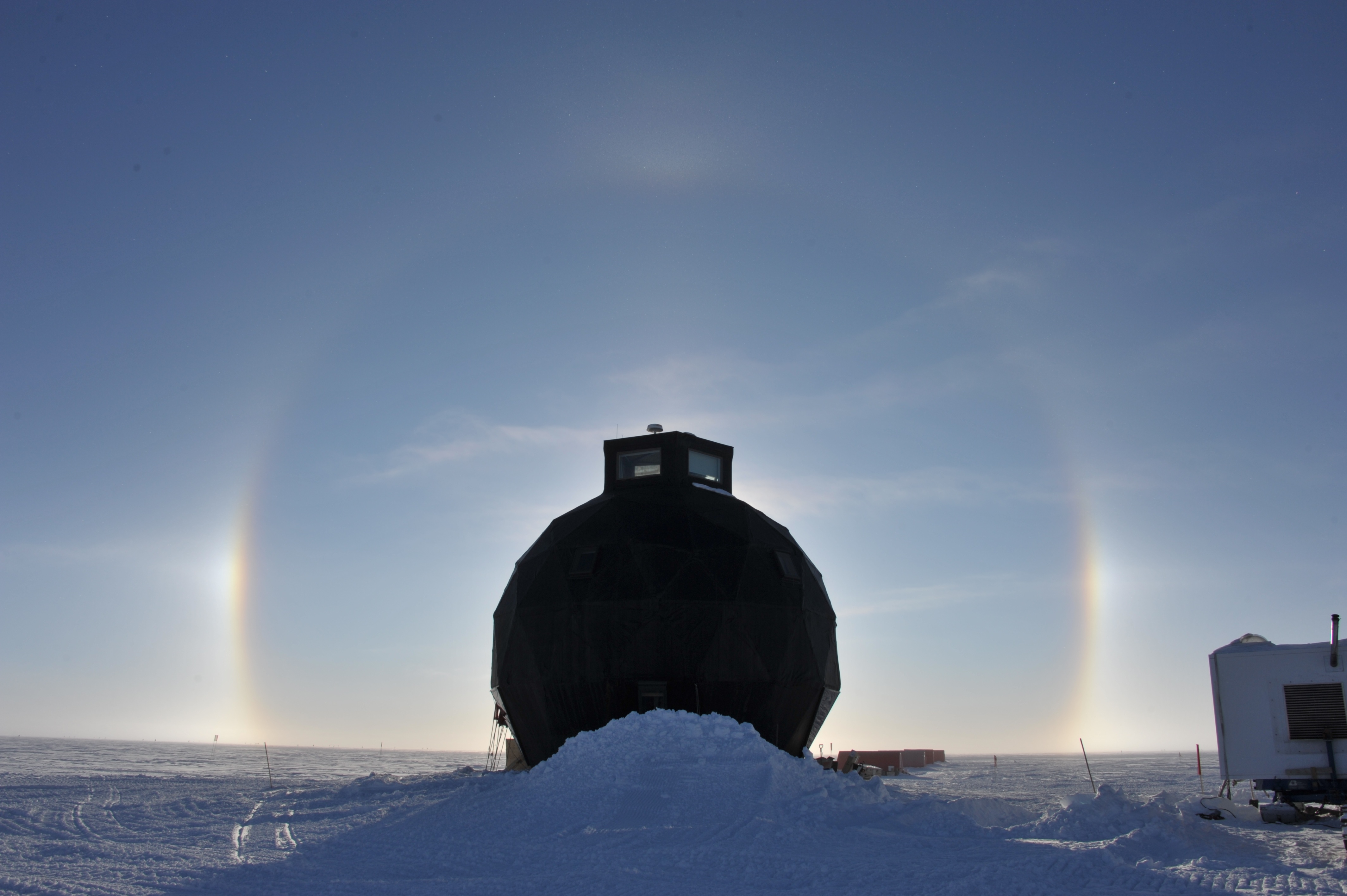 A beautiful halo sorrounds the dome